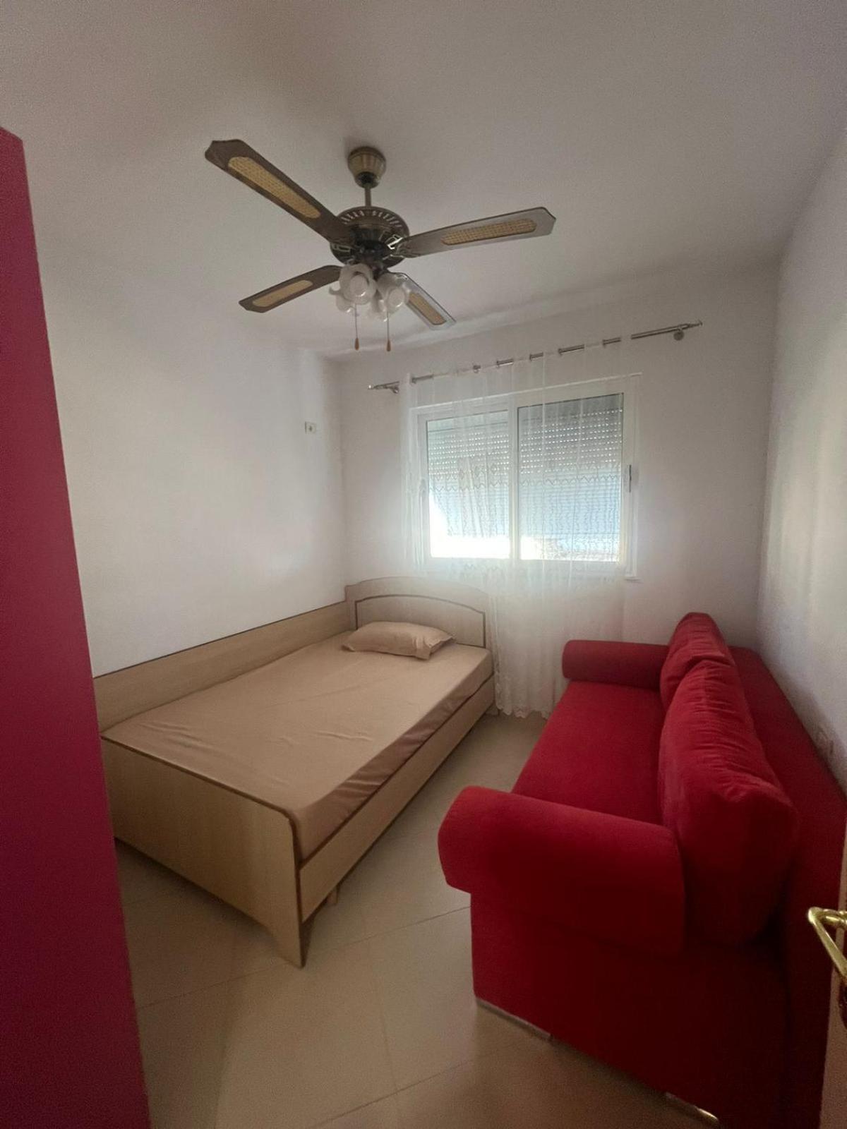 Holiday Home Shengjin Bagian luar foto